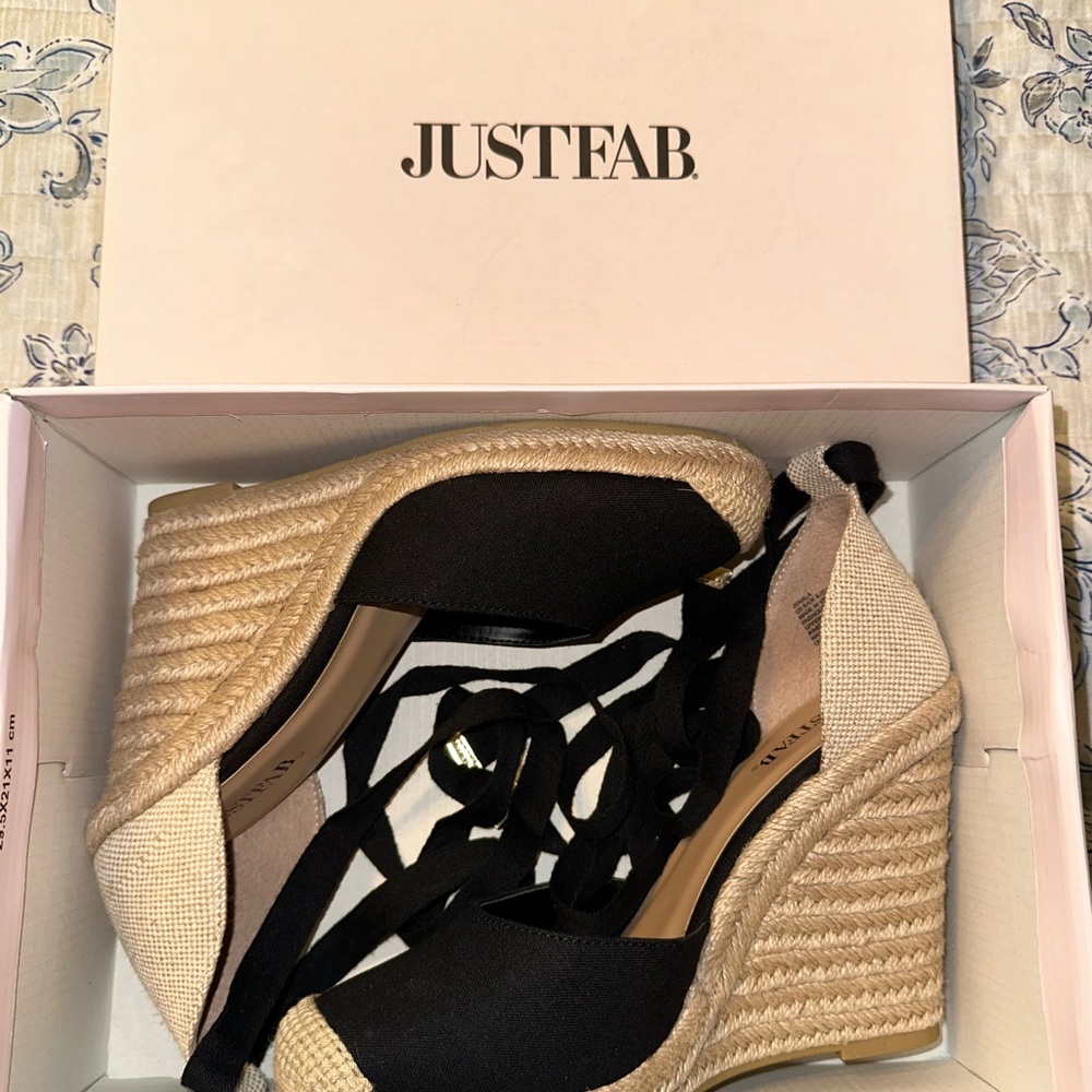 JustFab Black and Tan Wedge Sandals